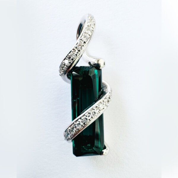 Pt900 Pendant Tourmaline 6.17ct Diamond 0.17ct
